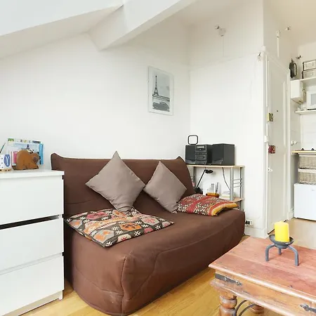 Studio Saint Michel Apartment Paris